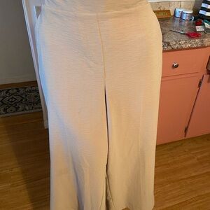 Soft Tan Women's wide leg crop